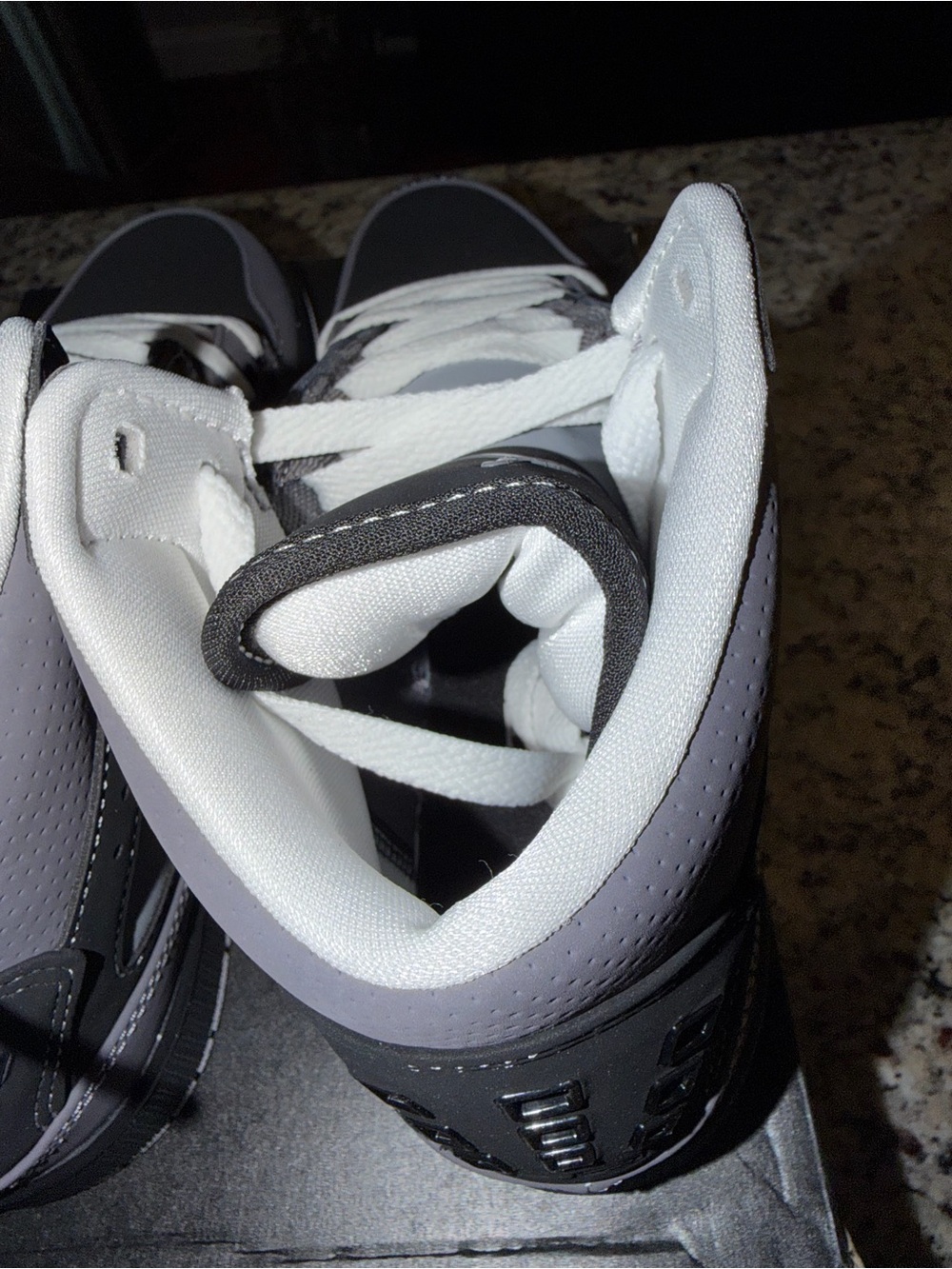 Size 7.5 Jordan 1 Flight Gray SKU 372704-002 Brand New - Picture 7 of 11